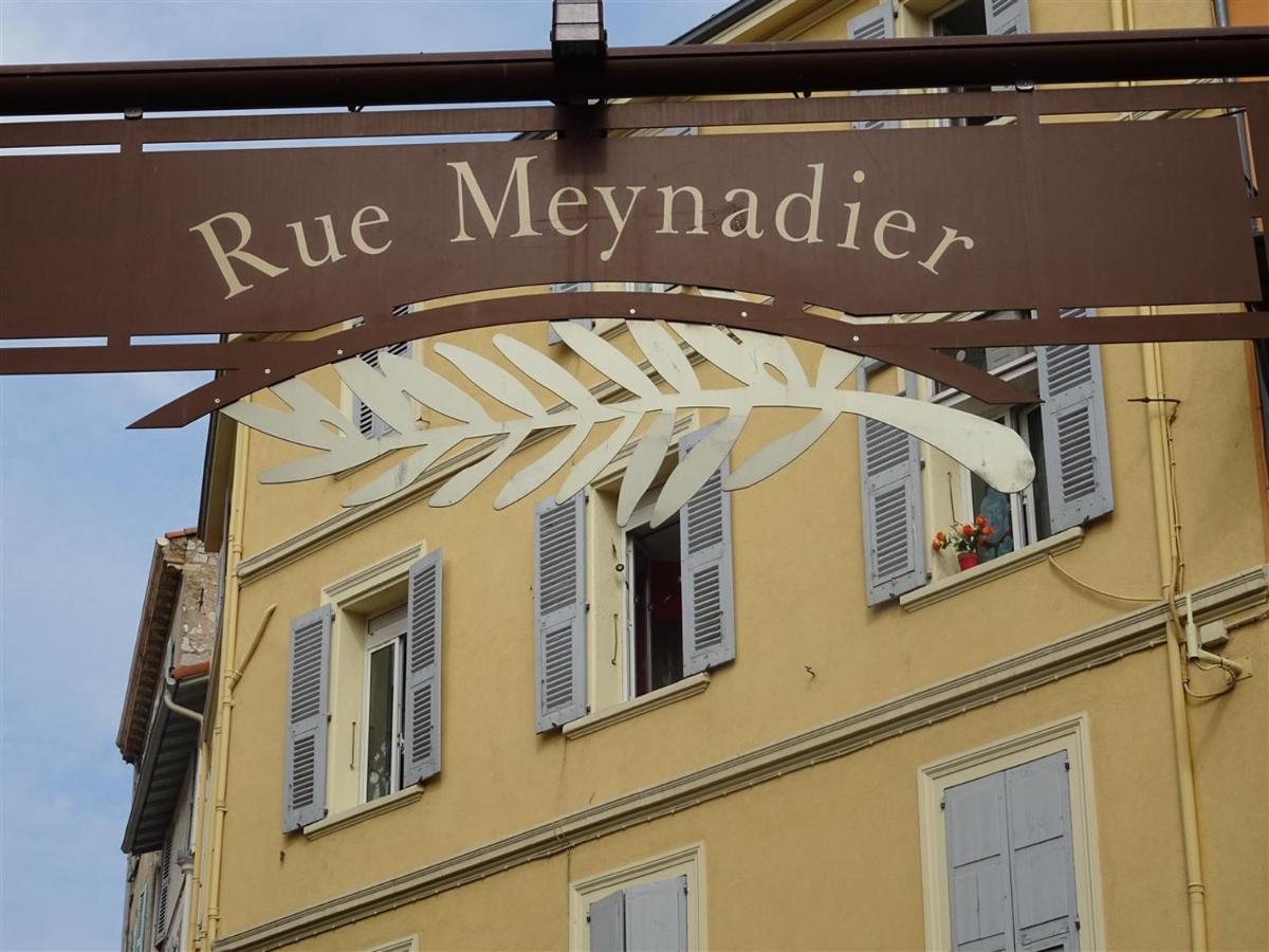Apartment Rue St Antoine Cannes Eksteriør billede